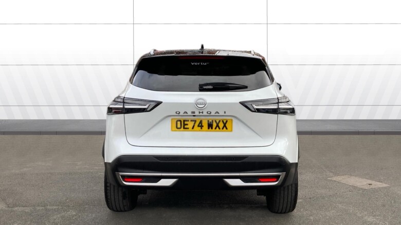 Nissan Qashqai 1.3 DiG-T MH 158 N-Connecta 5dr Petrol Hatchback